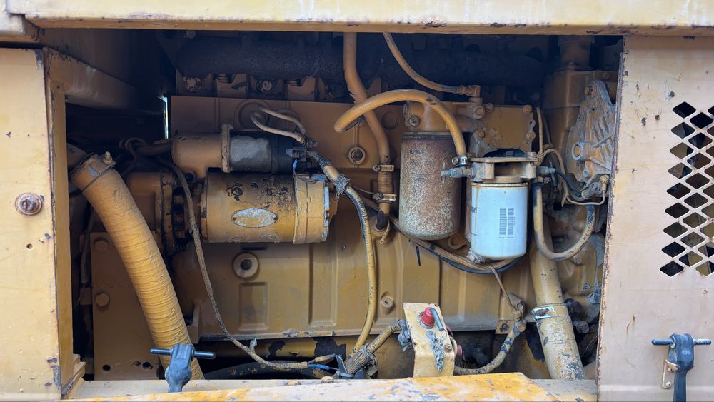 Niveladora Champion 720A