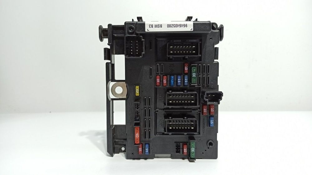 CAIXA DE RELÉS/ FUSÍVEIS PEUGEOT 406 BERLINA (S1/S2) STDT