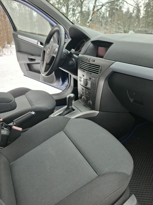 Opel astra H 1.8 АВТОМАТ