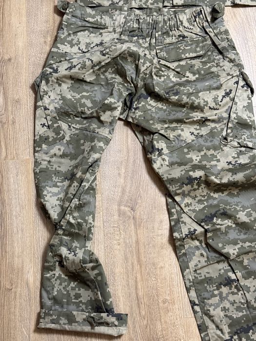 Форма нова. Демисезонна.