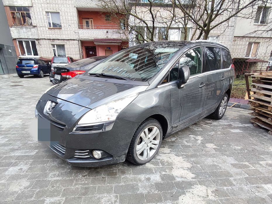 Peugeoet 5008 , **Allure!** Limited edition.