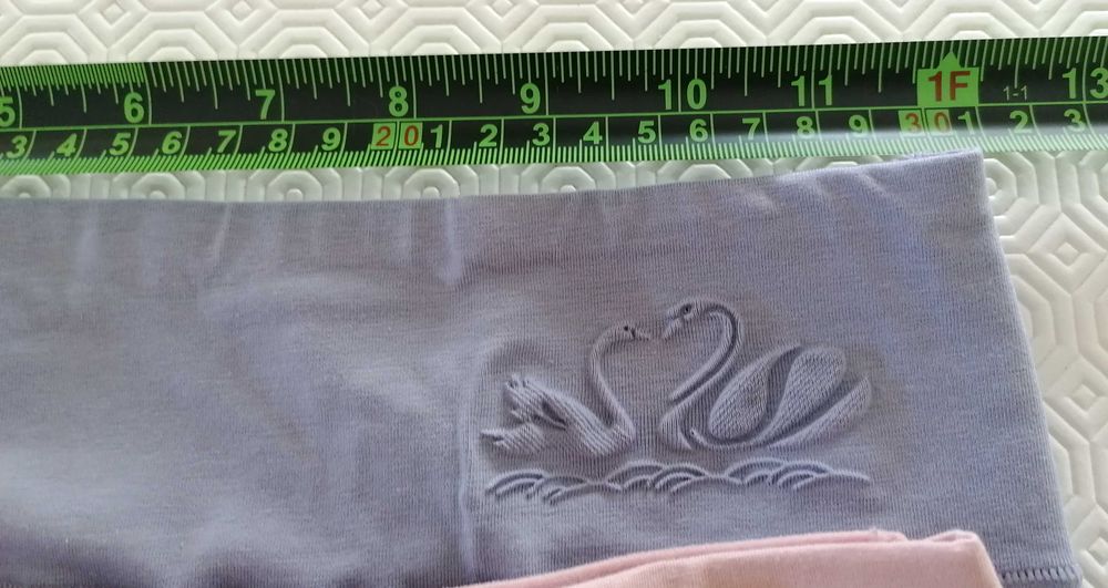 Cuecas senhora, NOVAS, tam M, "Cisnes", o lote todo por 5€
