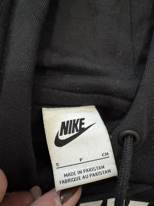 Bluza krótka czarna Nike jak nowa