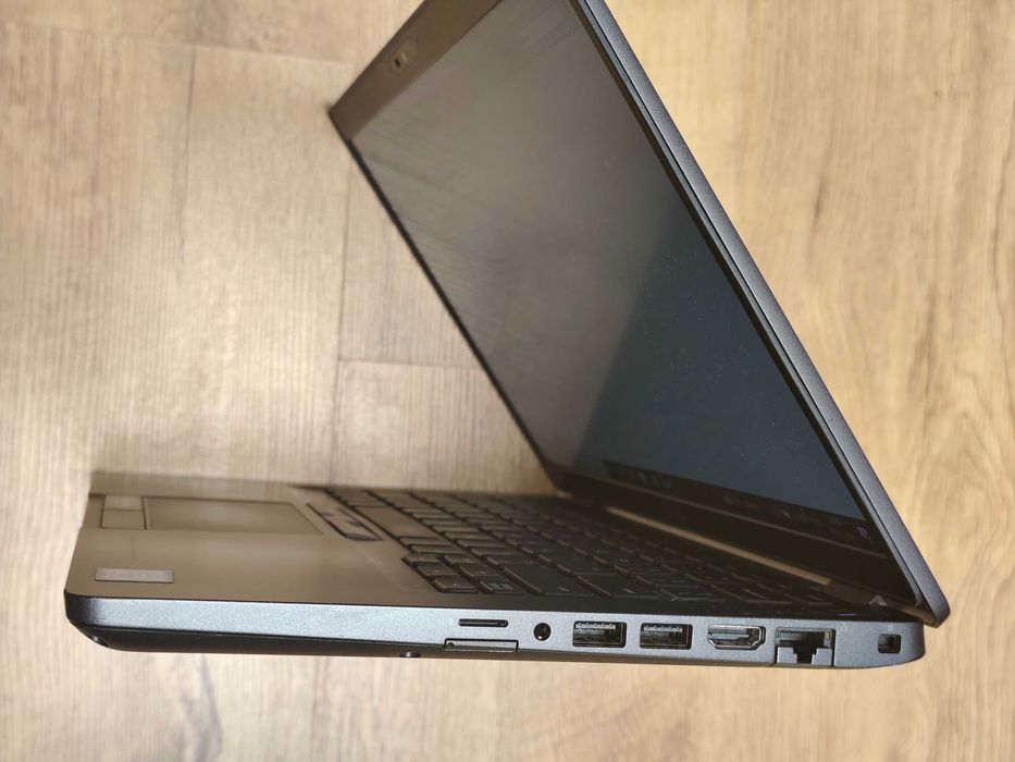 DELL Latitude 5400 / i7-8665U / 8 Gb DDR4 / 256 Gb SSD / 14" IPS