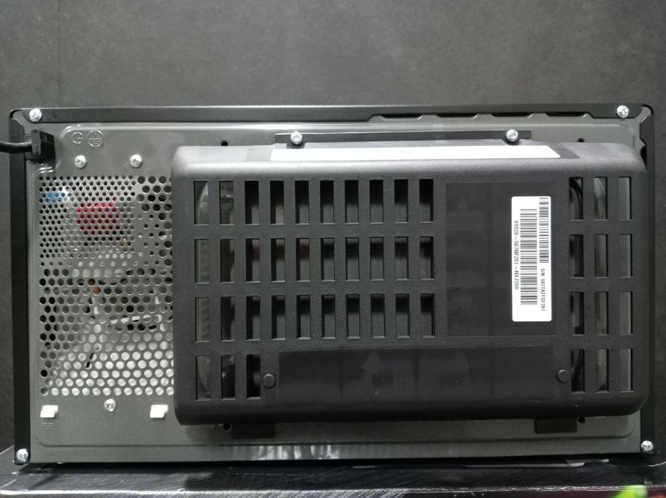 Мікрохвильовка LG