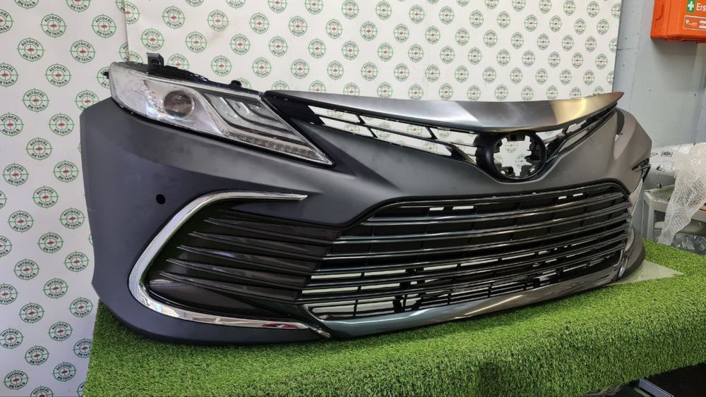 Toyota Camry 70 LE / XLE  2022 бампер передній