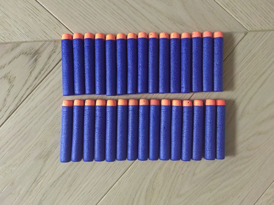 Zestaw pistoletów Nerf (karabin i pistolet +dodatki)