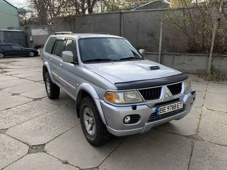 Продаю Паджеро 2.5TDI 2006г.в