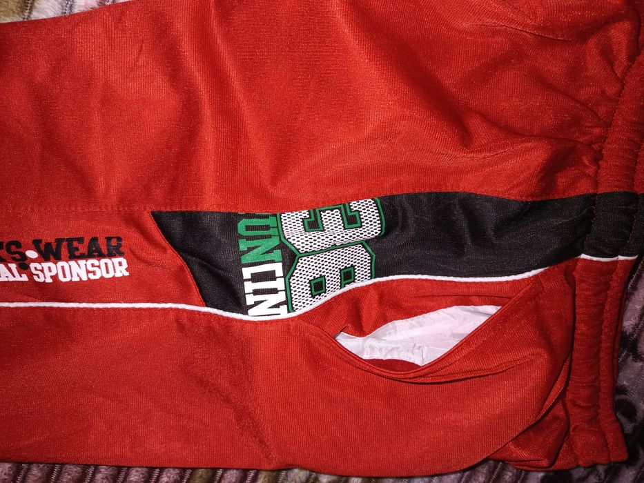 Новые спортивные штаны на 12-14 лет