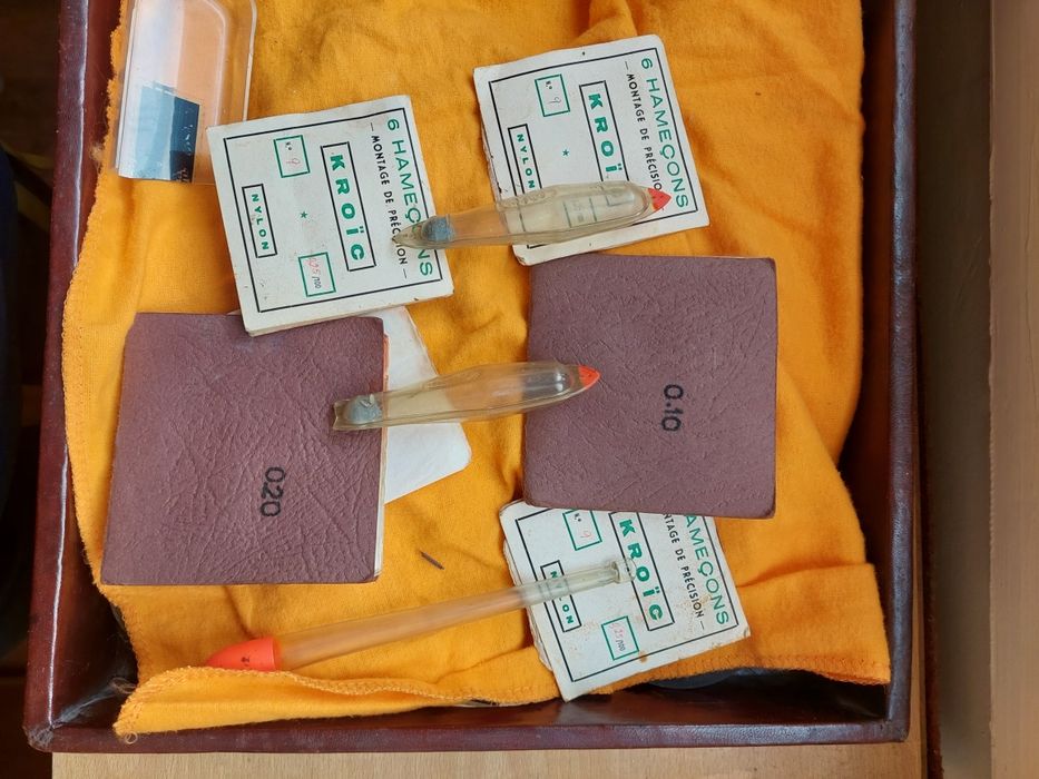 Material de pesca antigo vintage