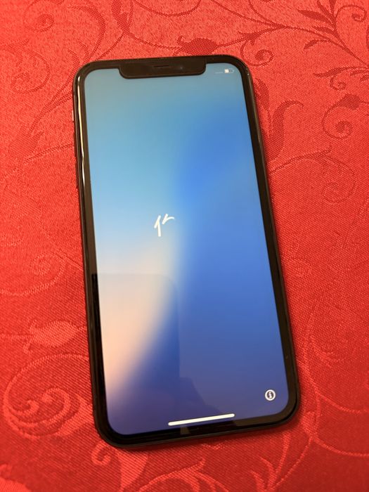 Apple IPHONE 11 64 GB