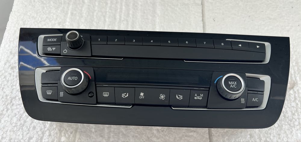 painel de controlo do ar condicionado / climatização (LCI), BMW Série 1 (F20 / F21 LCI) Ref. 6836468 06