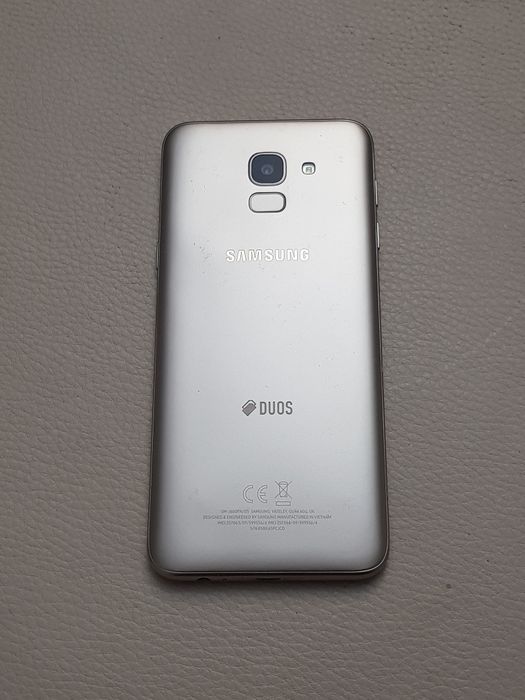 Smartphone telemóvel Samsung Galaxy J6