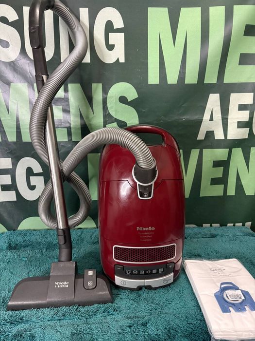 Пилосос Miele Complete C3