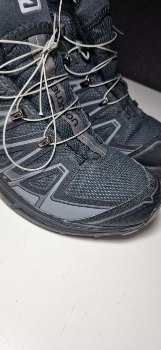 Salomon 41 1/3.        .