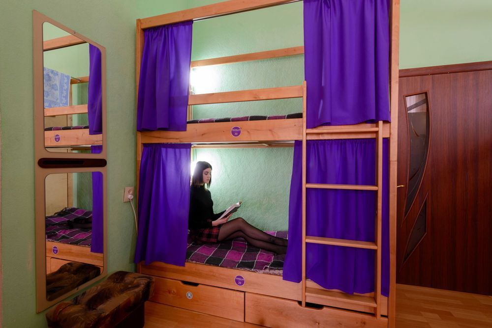 Хостел в Киеве 1500 грн. в месяц и 400 грн. в неделю Очень дешево !