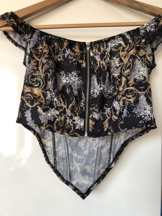 Nowy, gorsetowy crop top PrettyLittleThing