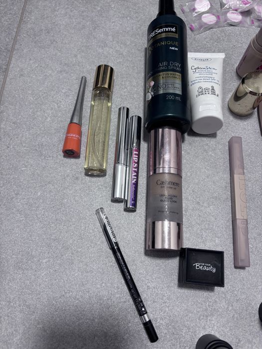 Duży zestaw kosmetyków Rimmel / Max Factor / Wibo / Eveline / L’Oreal