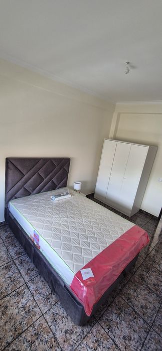 Quarto para arrendar – Casal de Cambra
