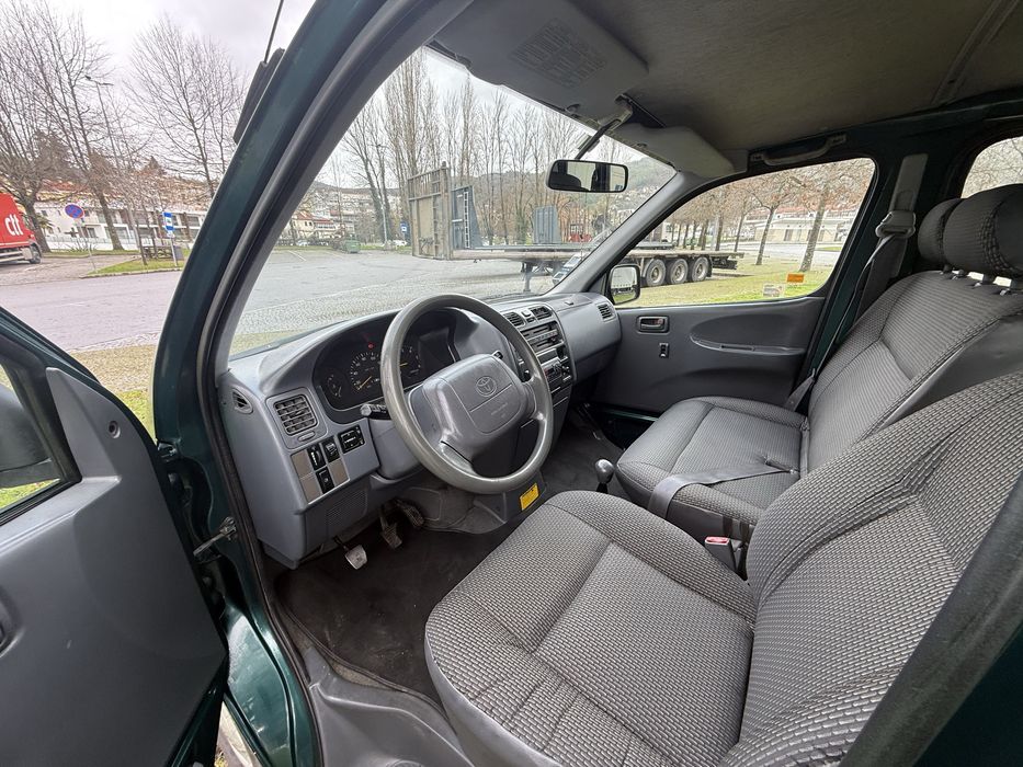 TOYOTA HAICE 2.5D 9 Lugares