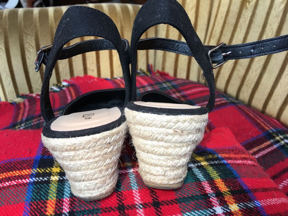 Buty letnie na koturnie 40/41