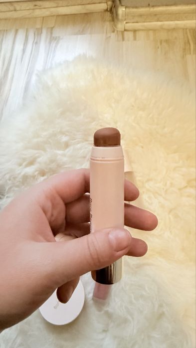 Kosmetyki rare beauty bronzer roz puder setting spray