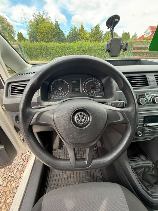VW CADDY maxi  5-osobowy salon polska
