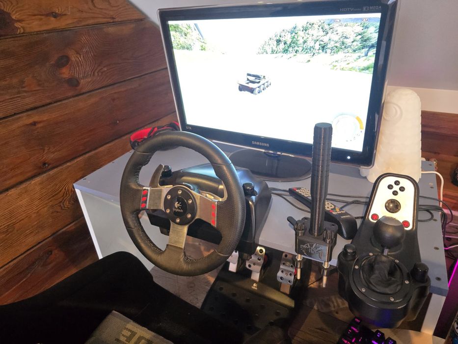 Kierownica Logitech g27