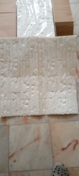 Caixa painéis de colar a parede