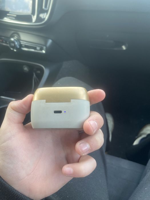 Vendo fones de ouvidos  de bluetuth sem fio da marca solix