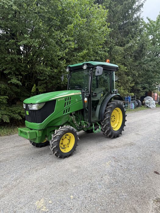 ciągnik sadowniczy John Deere 5075GV