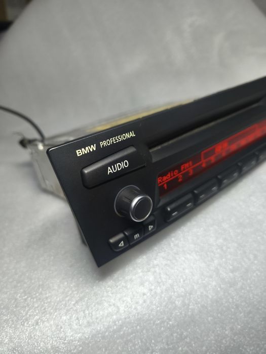 Rádio BMW Professional CD73 c/ USB
