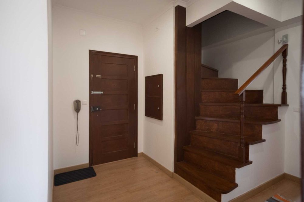 Alugo quarto no centro de Torres Vedras