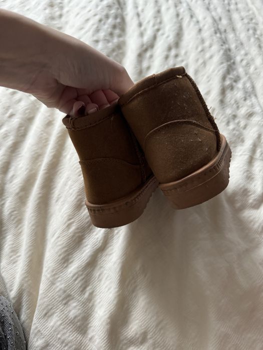 Brązowe buty jak ugg dla dziewczynki 23