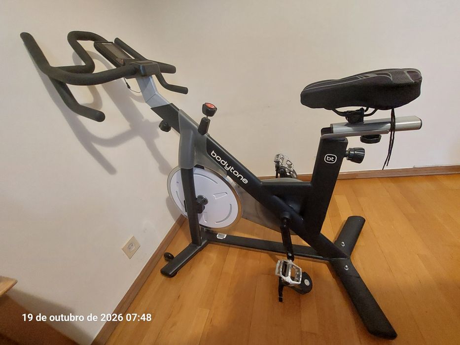 Bicicleta estática com Bluetooth