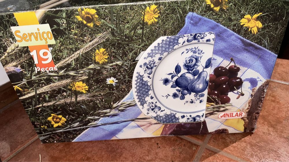 Conjunto de pratos ANILAR