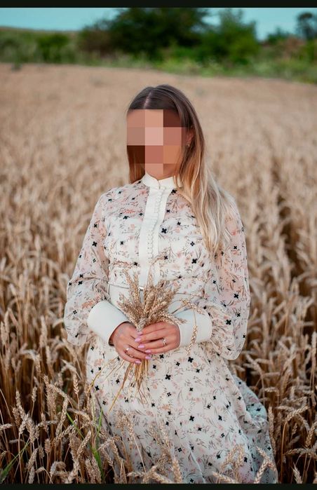 Жіночу сукню 36 розміру