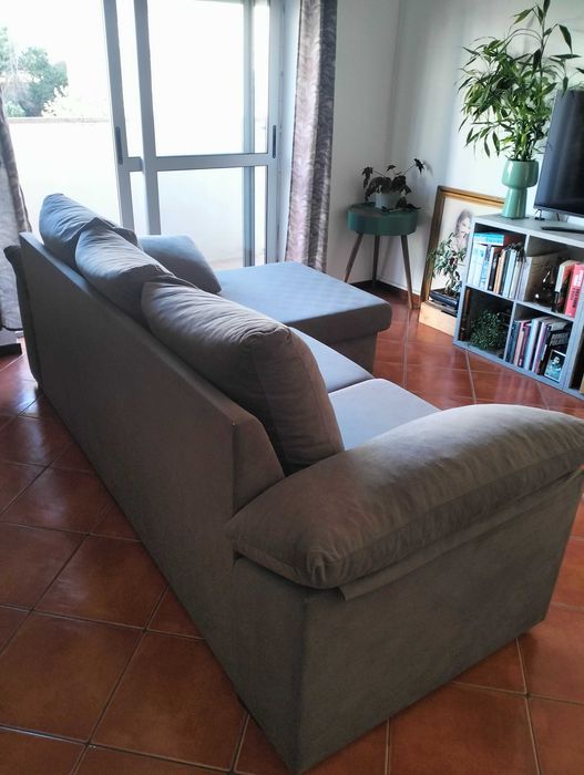 Sofá chaise longue, cinza antracite, três lugares