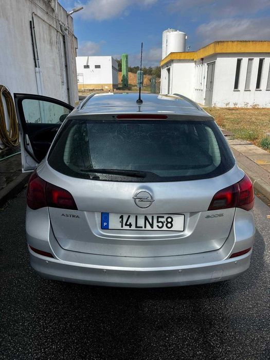 Carrinha Opel Astra