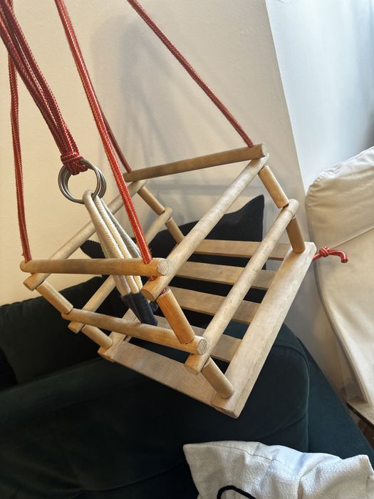 Huśtawka drewniana dla dziecka do domu na plac zabaw