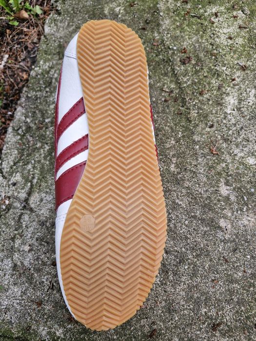 Buty sportowe TCHIBO 40 skórzane nowe