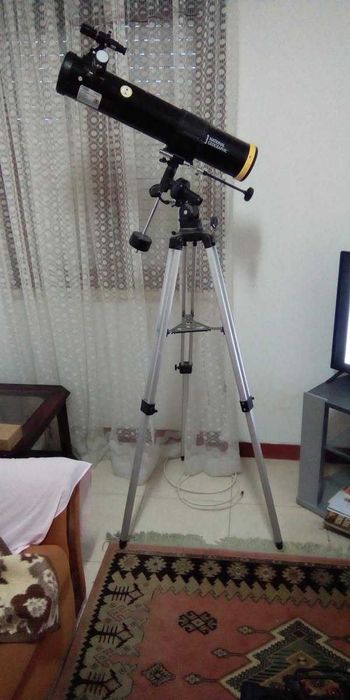 Telescópio Reflector National Geografic 76/700 EQ