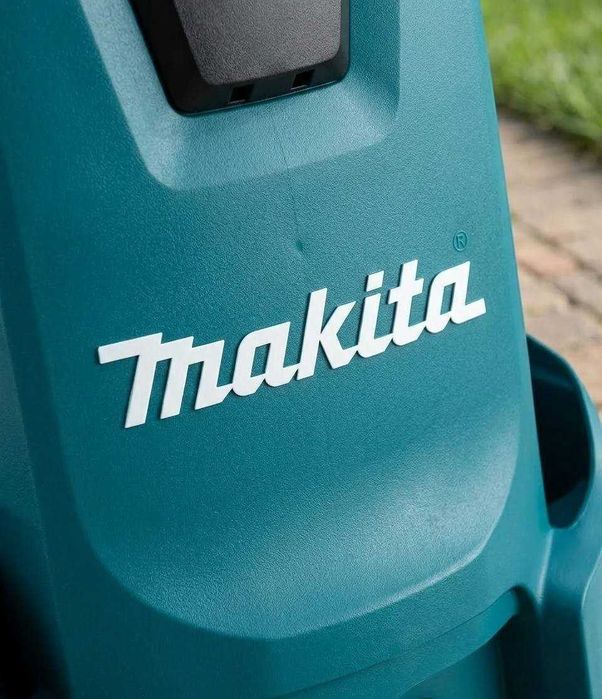 Мийка високого тиску для авто Makita мойка высокого давления B4
