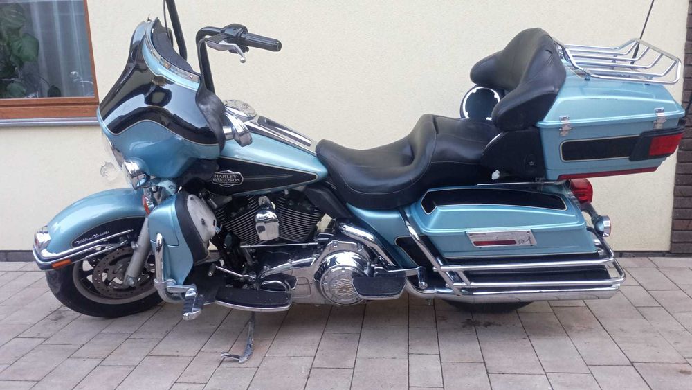 Harley Davidson electra glide road king street glide heritage