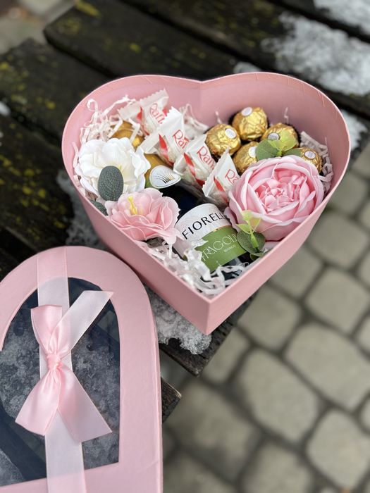 Солодкі подарунки, солодкі букети, букети чоловічі, смачні букети