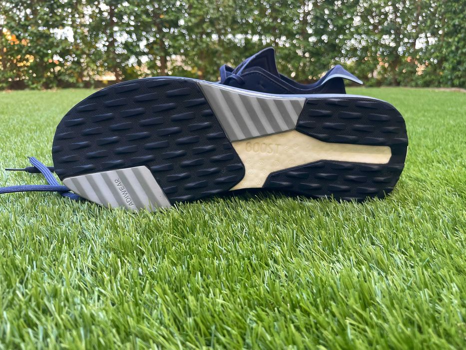 Adidas Avryn como novos