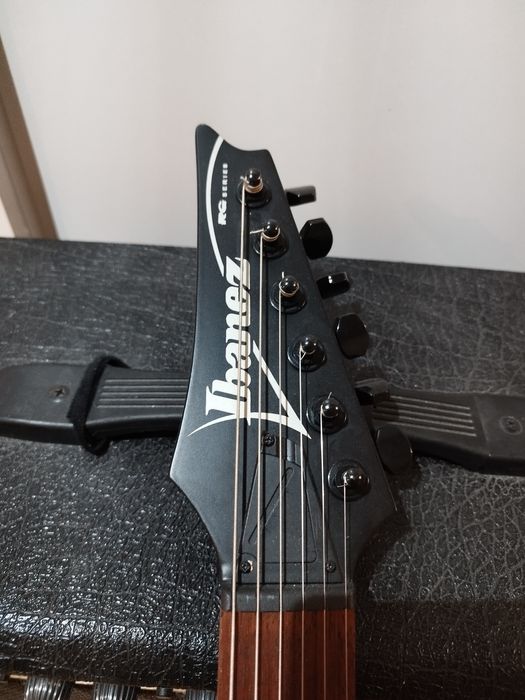 Gitara Ibanez RGRT 421 EMG