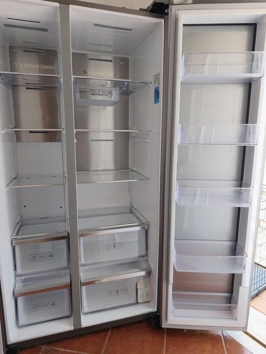 Samsung Frigorífico Americano RH58K6598SL Food Showcase 575L
