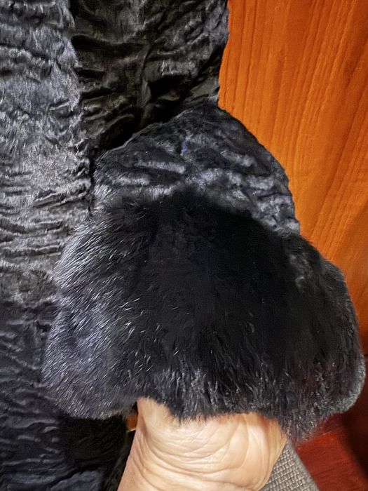Ochnik czarne naturalne futro kożuch r L/XL