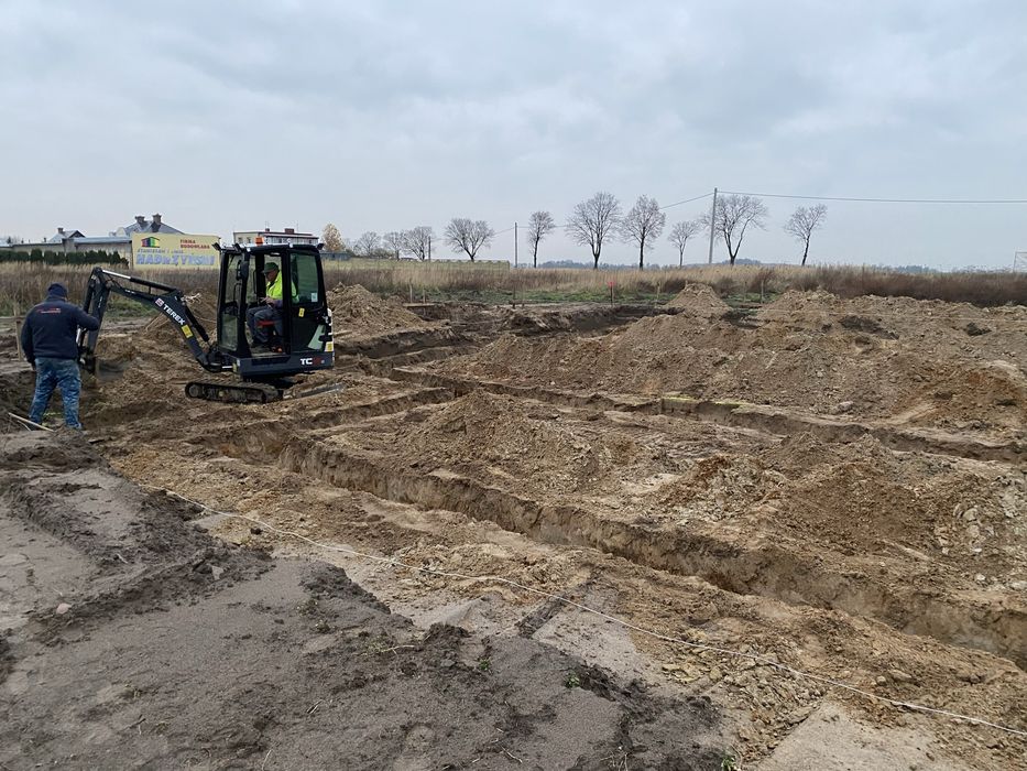 Usluga minikoparka, koparka kołowa, ładowarką teleskopową